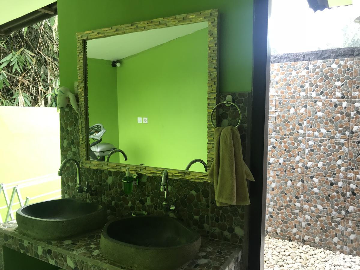 Ww Backpackers Hostel Ubud  Exterior photo